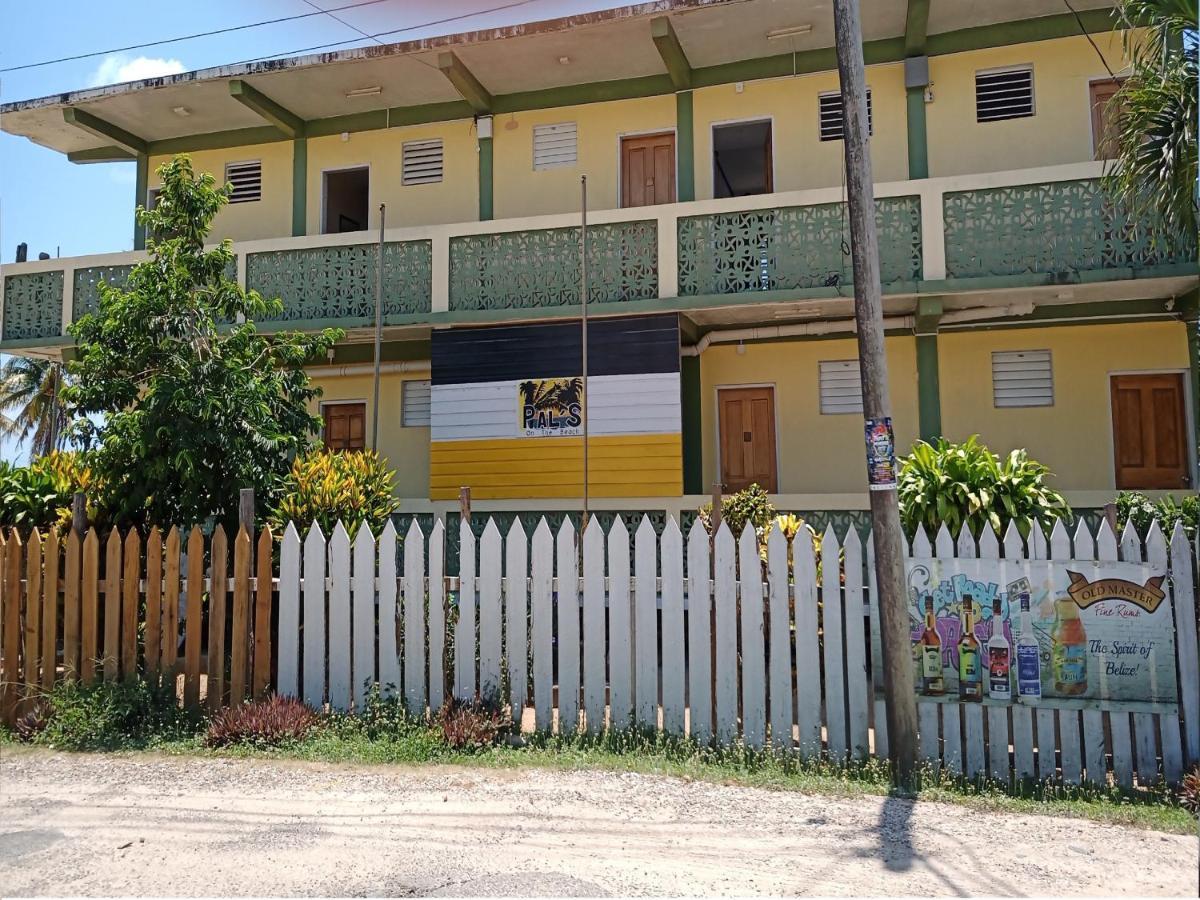 Pal'S On The Beach - Dangriga, Belize エクステリア 写真