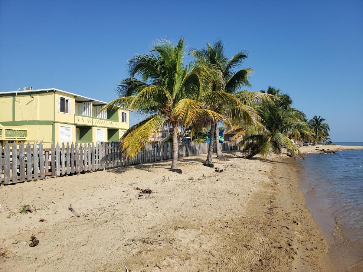 Pal'S On The Beach - Dangriga, Belize エクステリア 写真